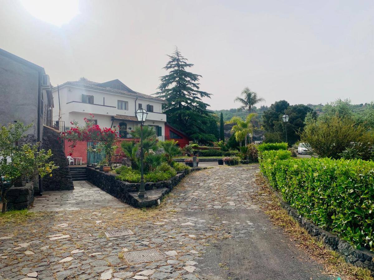 Villa Alessio - Case Vacanza Con Piscina Sull'Etna Puntalazzo ภายนอก รูปภาพ