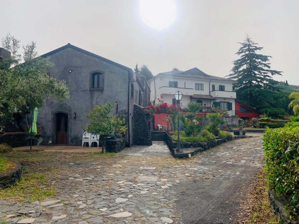 Villa Alessio - Case Vacanza Con Piscina Sull'Etna Puntalazzo ภายนอก รูปภาพ