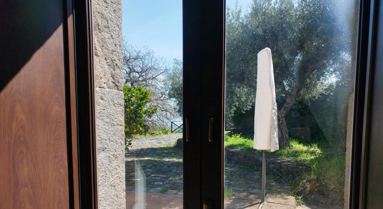 Villa Alessio - Case Vacanza Con Piscina Sull'Etna Puntalazzo ภายนอก รูปภาพ