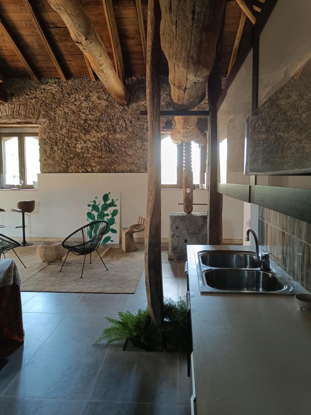 Villa Alessio - Case Vacanza Con Piscina Sull'Etna Puntalazzo ภายนอก รูปภาพ
