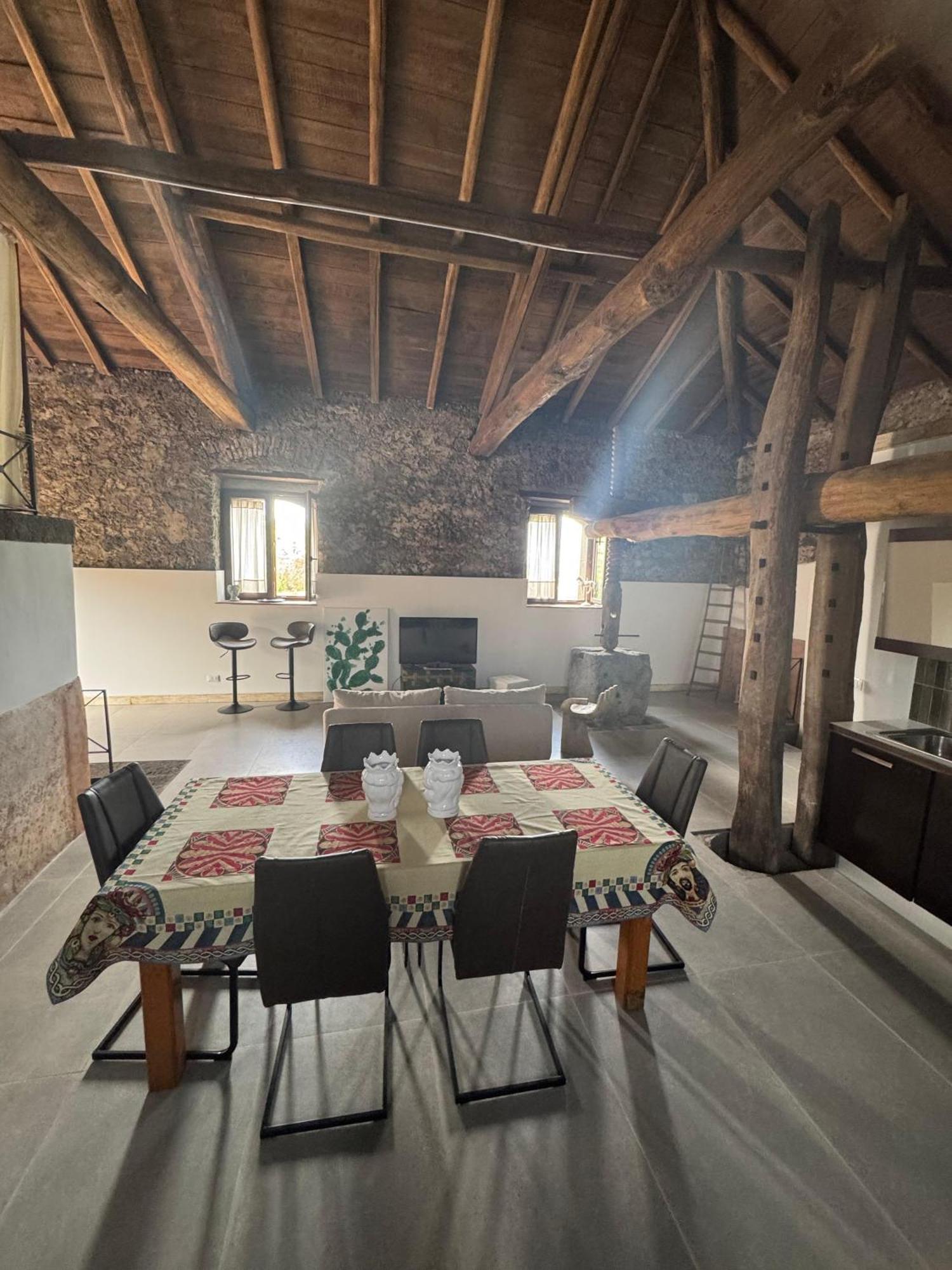 Villa Alessio - Case Vacanza Con Piscina Sull'Etna Puntalazzo ภายนอก รูปภาพ